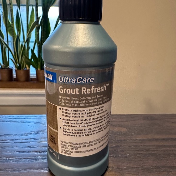 Mapei ultra care grout refresh and Oxo good grips brushes - Picture 14 of 14